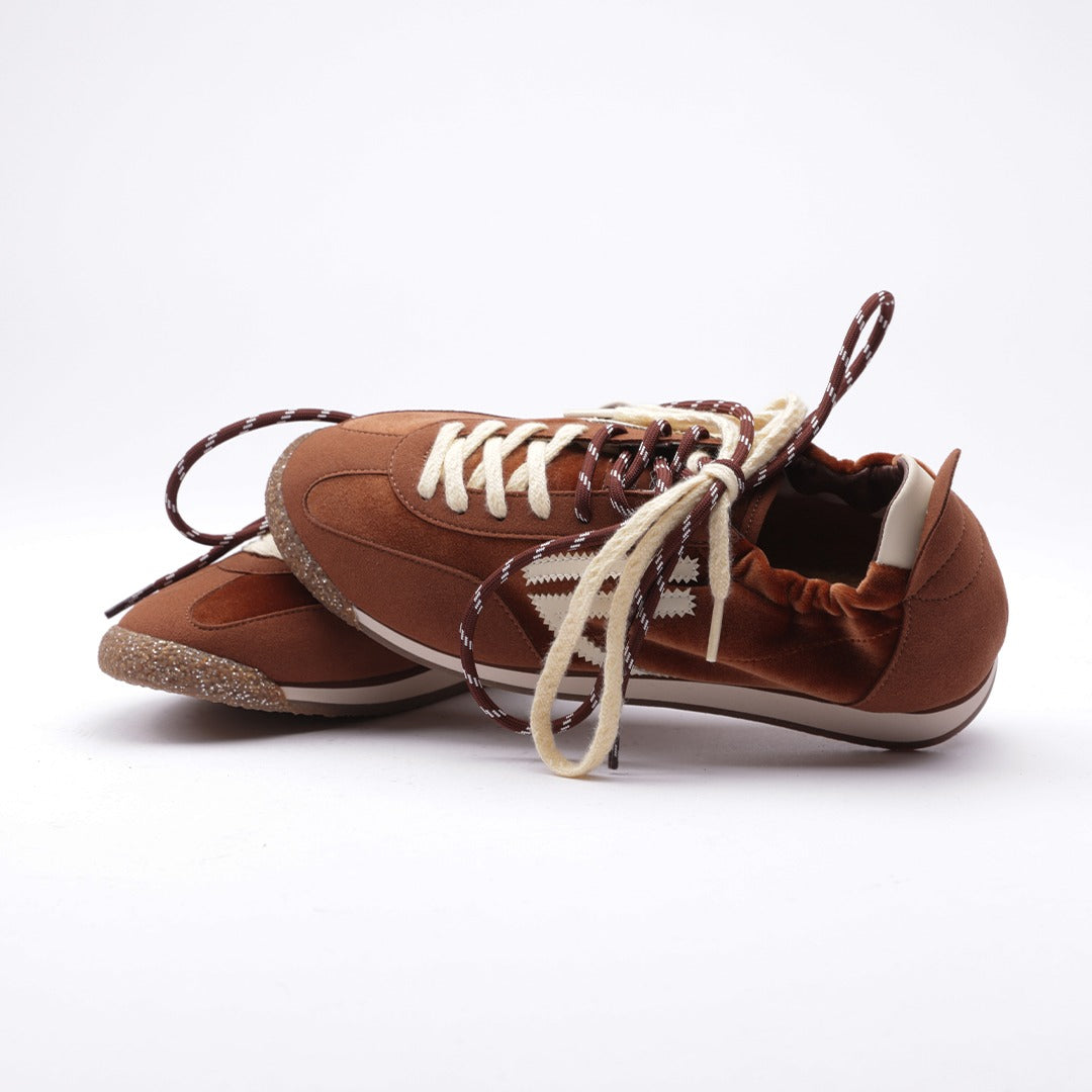 PURAAI PANTHER SNEAKER SOFA