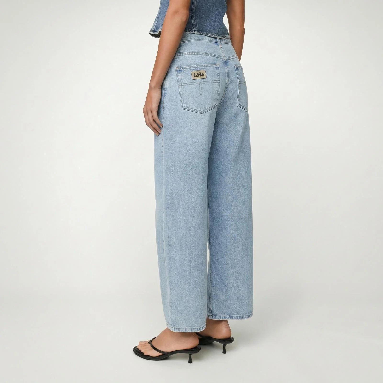 LOIS DALI BARREL FIT BLEACH - S. LABELS