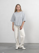 Afbeelding in Gallery-weergave laden, LES SOEURS BOXY TEE TIARA GREY
